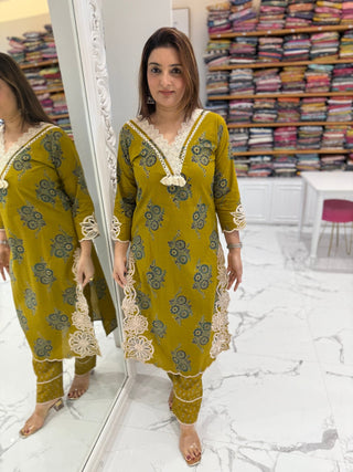 Kalamkari Cut Work Set - Preetibora