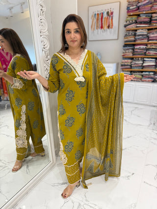 Kalamkari Cut Work Set - Preetibora
