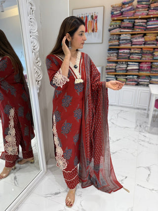 Kalamkari Cut Work Set - Preetibora