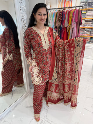 Rekha Cut Work Set