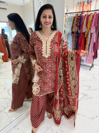 Rekha Cut Work Set