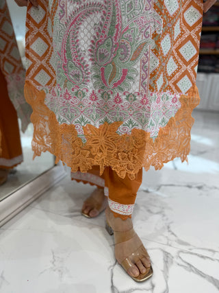 Pallavi Suit Set