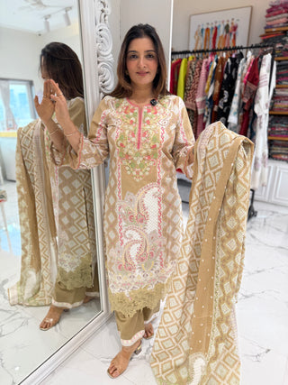 Pallavi Suit Set