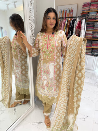 Pallavi Suit Set