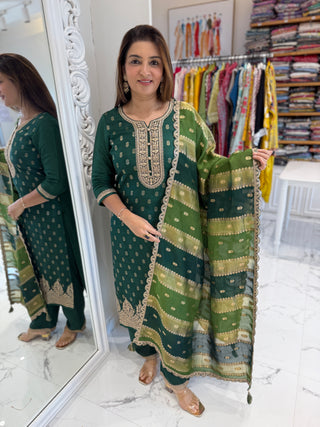 Green Graceful Suit Set