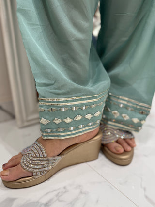 Neha Mirror Farshi Set