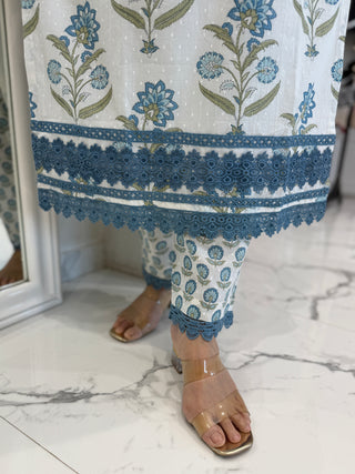 Juhi Lace Set