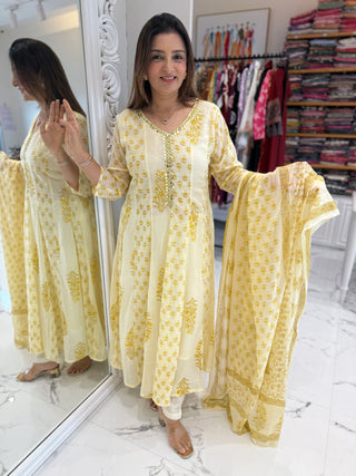 Kajal Floral Suit Set