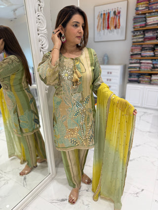 Kavya Tissue Set