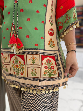 Vanya Floral Farshi Set