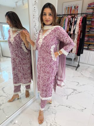 Niharika Suit Set