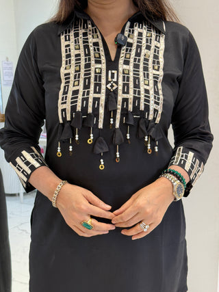 Thread and Tassel Black Beauty Set