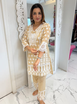 Nargis Lucknowi Set