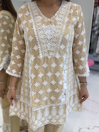 Nargis Lucknowi Set