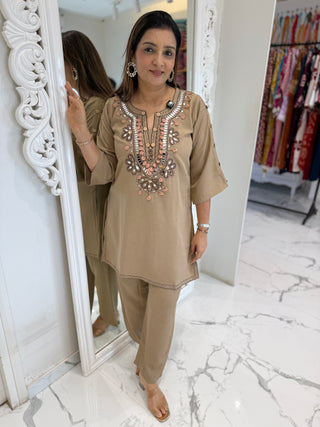 Ekta Mirror Coord Set