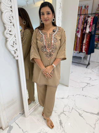 Ekta Mirror Coord Set