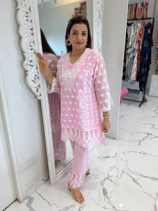 Nargis Lucknowi Set