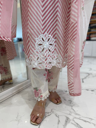 Leheriya Cut Work Set