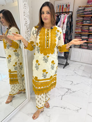Aditi Lace Set