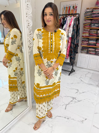 Aditi Lace Set