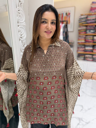 Flowy Short Kaftan