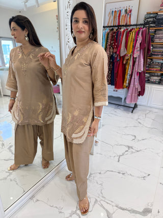Adaa Farshi Set