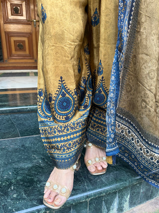Alina Suit Set