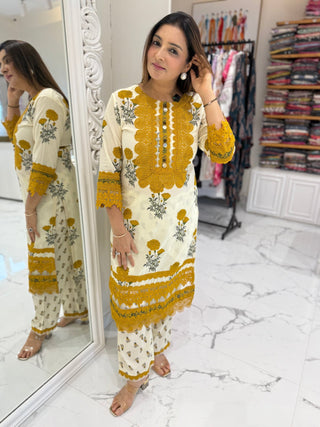 Aditi Lace Set - Preetibora