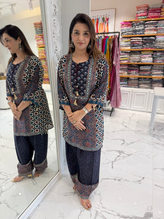 Ajrakh Farshi Set - Preetibora