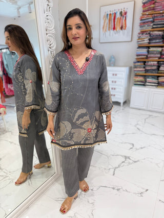 Bahaar Suit Set - Preetibora