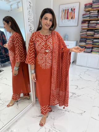 Bandhej Bindiya Set - Preetibora