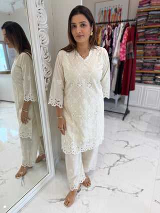 Cut Work Coord Set - Preetibora