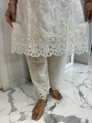 Cut Work Coord Set - Preetibora
