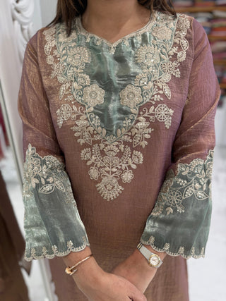 Divine Embroidered Set - Preetibora