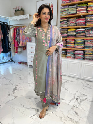 Doriya Digital Parsi Suit Set - Preetibora