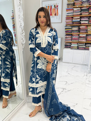 Floral Charm Print Set - Preetibora