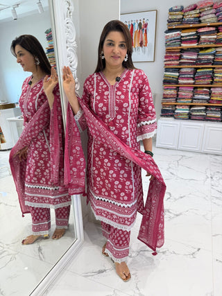 Forever Lace Set - Preetibora