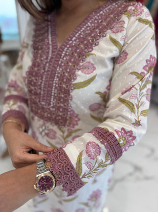 Juhi Lace Set - Preetibora