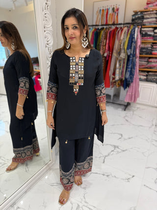 Kala Mirror Coord Set - Preetibora