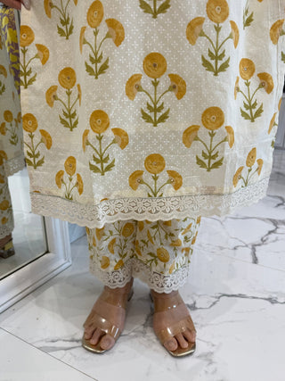 Kriti Suit Set - Preetibora