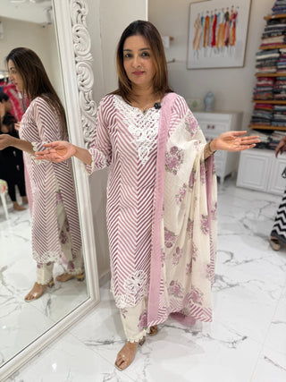 Leheriya Cut Work Set - Preetibora