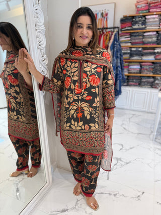 Midnight Floral Farshi Set - Preetibora