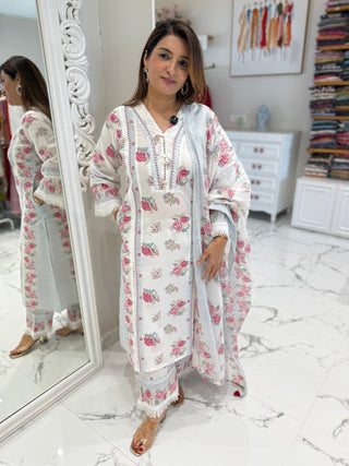 Moti Suit Set - Preetibora