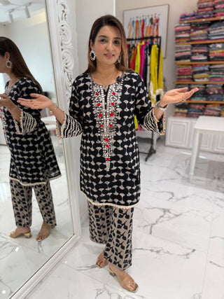 Mul Mul Kiara Coord Set - Preetibora