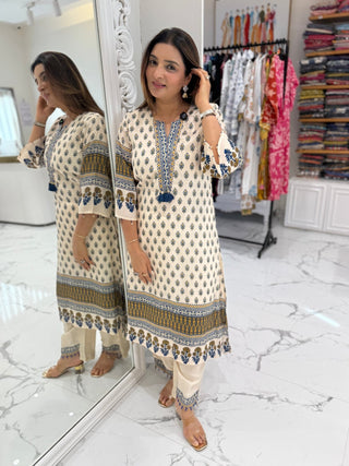 Naira Digital Suit Set - Preetibora
