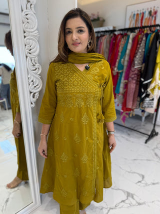 Noor Lakhnavi Set - Preetibora