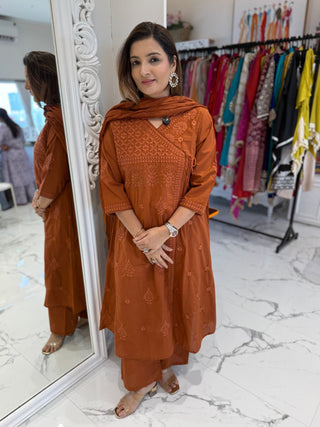 Noor Lakhnavi Set - Preetibora