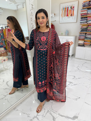 Petal Touch Suit Set - Preetibora