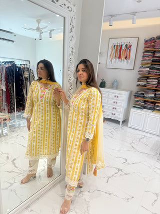 Raya Suit Set - Preetibora