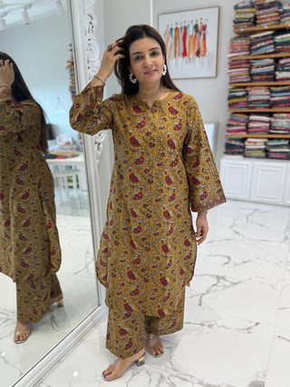 Relaxed Bloom Set - Preetibora